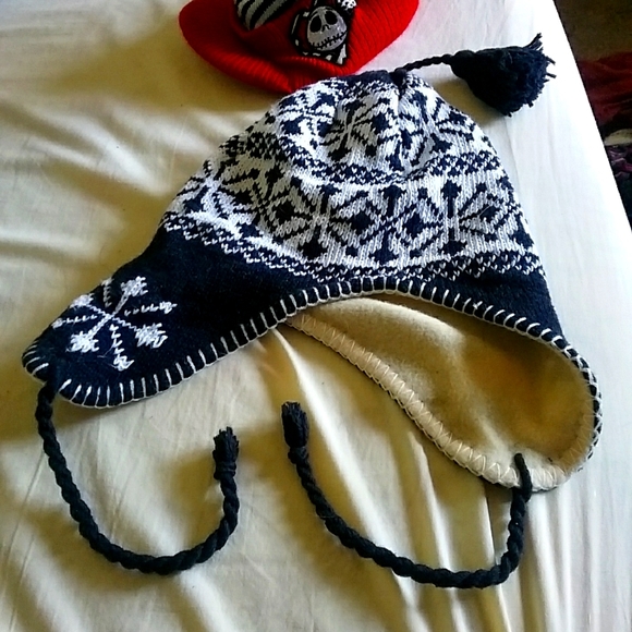 Two lined winter hats. - Picture 1 of 3